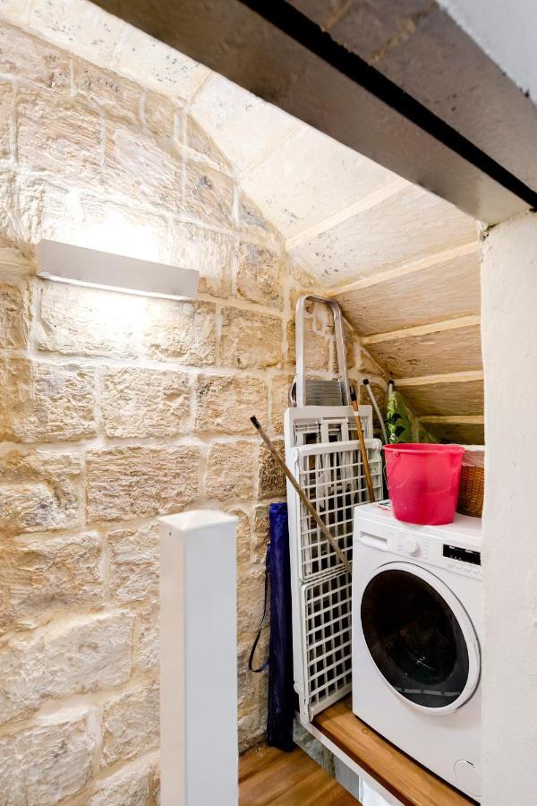 Chic, Stylish 1 Bedroom Maisonette - Close To Valletta 일 푸리아나 외부 사진